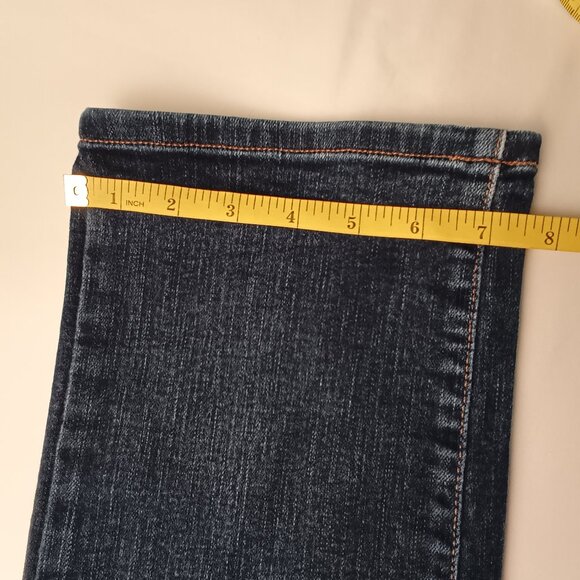 Men's L.L.Bean Jeans Size 35x32 Standard Fit Straight Leg Medium Wash - Picture 9 of 9
